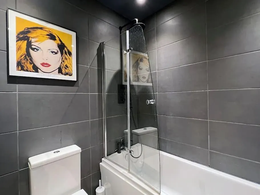 Apartamento Poets Rest, Free Parking, Ev Socket Fees Apply Walk To Beach Brighton